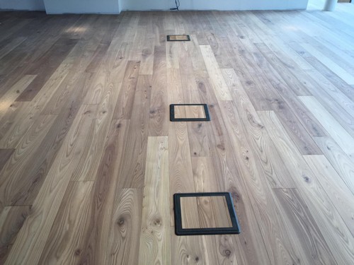 Sopraelevato  con parquette  Autoposante  1.JPG